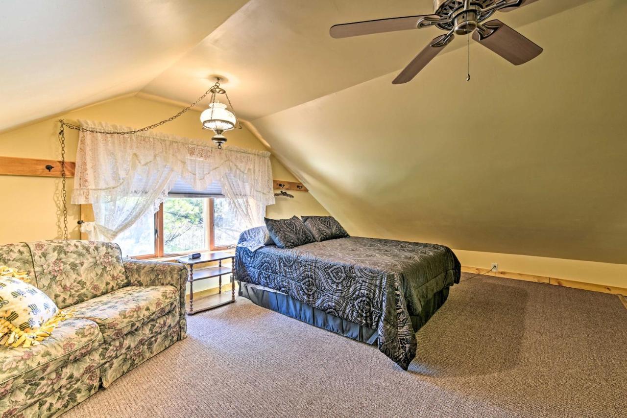 Honey House Cabin - A Quiet Countryside Retreat! Nappanee Exterior foto